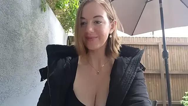 Freechat TopsyWilde on StripChat