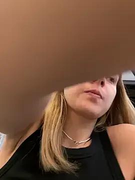 ValenciaShock on StripChat