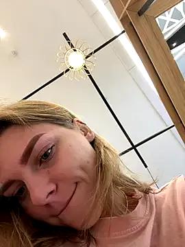 ValenciaShock on StripChat