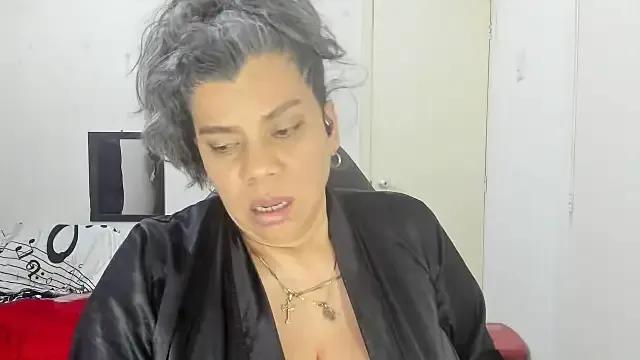 vikyadams on StripChat