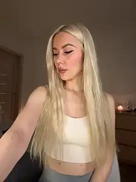 StripChat xDinnax is Freechat xDinnax — panties off and rub pussy