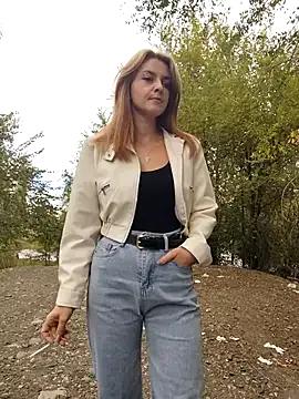 Freechat YOOUR_EVAA on StripChat