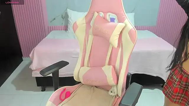 Yuli_16 — oil in my ass+ strong spanking x20