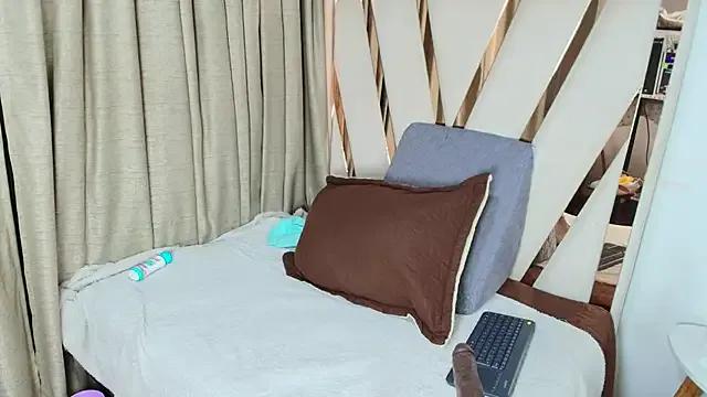 Freechat Zoe_Curvy on StripChat