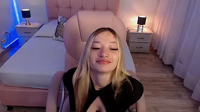 zoe_jones13 — clamps on tits bouncing more ahegao